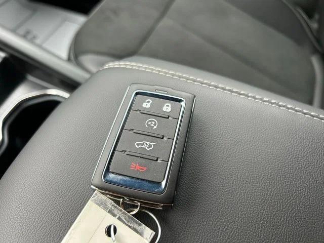 2026 Jeep Grand Cherokee Altitude 4x4
