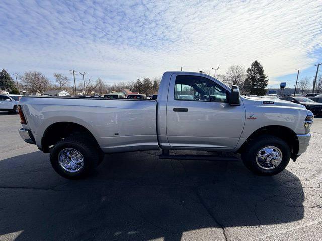 2026 RAM Ram 3500 RAM 3500 TRADESMAN REGULAR CAB 4X4 8 BOX