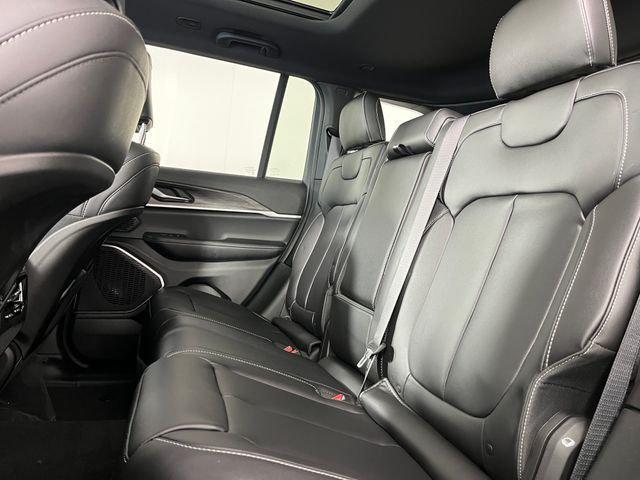 2026 Jeep Grand Cherokee GRAND CHEROKEE LIMITED 4X4 2026 Jeep Grand Cherokee GRAND CHEROKEE LIMITED 4X4