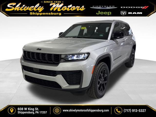 2026 Jeep Grand Cherokee GRAND CHEROKEE LAREDO ALTITUDE 4X4 2026 Jeep Grand Cherokee GRAND CHEROKEE LAREDO ALTITUDE 4X4