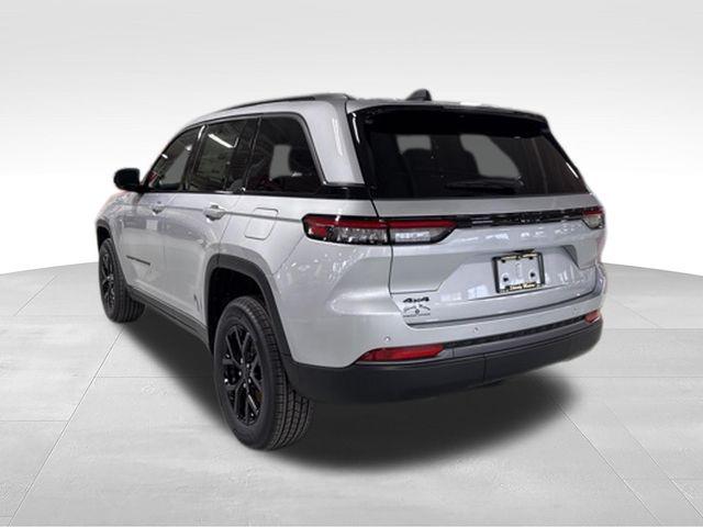 2026 Jeep Grand Cherokee GRAND CHEROKEE LAREDO ALTITUDE 4X4 2026 Jeep Grand Cherokee GRAND CHEROKEE LAREDO ALTITUDE 4X4