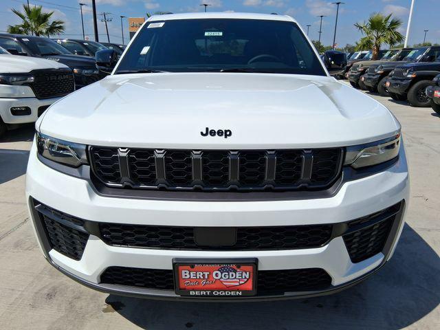 2026 Jeep Grand Cherokee GRAND CHEROKEE LAREDO ALTITUDE 4X2