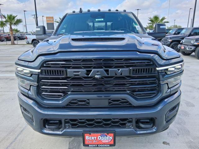 2026 RAM Ram 3500 RAM 3500 LARAMIE CREW CAB 4X4 8 BOX