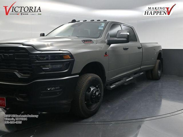 2026 RAM Ram 3500 RAM 3500 TRADESMAN CREW CAB 4X4 8 BOX