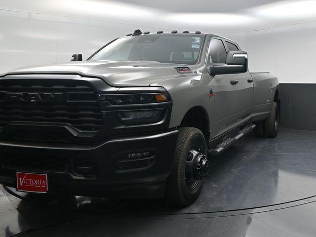 2026 RAM Ram 3500 RAM 3500 TRADESMAN CREW CAB 4X4 8 BOX