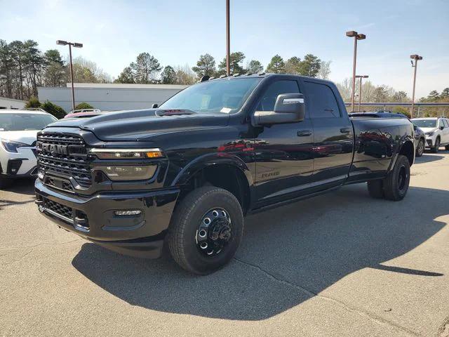 2026 RAM Ram 3500 RAM 3500 LIMITED CREW CAB 4X4 8 BOX