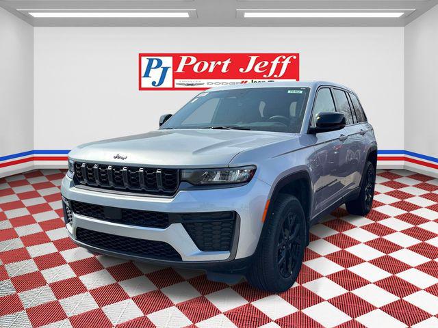 2026 Jeep Grand Cherokee GRAND CHEROKEE LAREDO ALTITUDE 4X4 2026 Jeep Grand Cherokee GRAND CHEROKEE LAREDO ALTITUDE 4X4