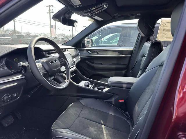 2026 Jeep Grand Cherokee GRAND CHEROKEE LAREDO ALTITUDE 4X4 2026 Jeep Grand Cherokee GRAND CHEROKEE LAREDO ALTITUDE 4X4