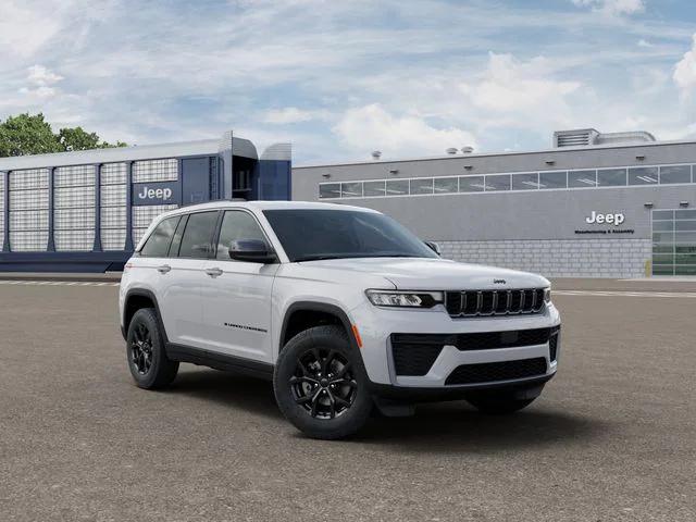 2026 Jeep Grand Cherokee Altitude 4x4