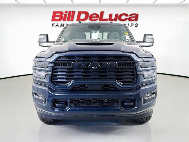 2026 RAM Ram 2500 RAM 2500 BLACK EXPRESS CREW CAB 4X4 64 BOX