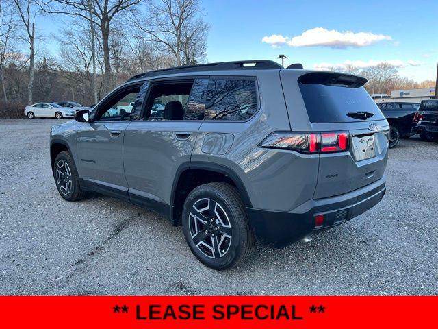 2026 Jeep Cherokee Laredo 4x4