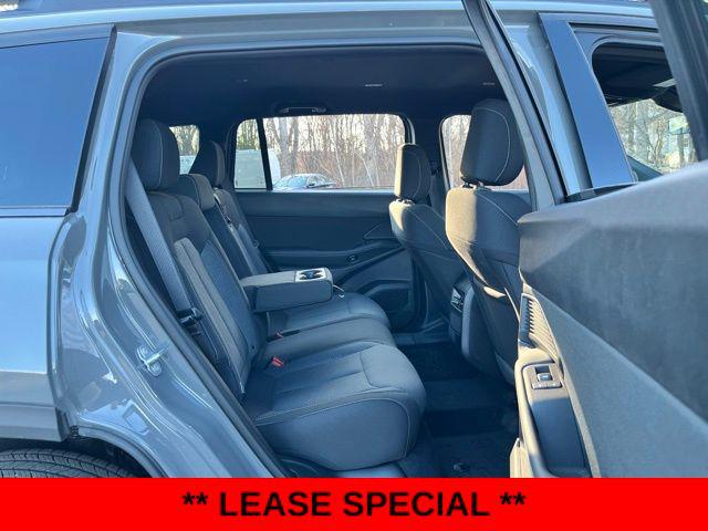 2026 Jeep Cherokee Laredo 4x4