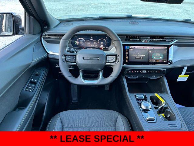 2026 Jeep Cherokee Laredo 4x4