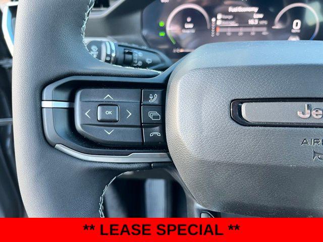 2026 Jeep Cherokee Laredo 4x4