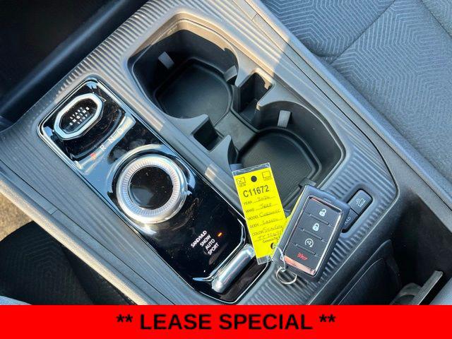 2026 Jeep Cherokee Laredo 4x4