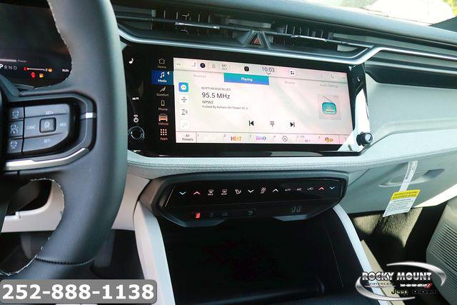 2026 Jeep Cherokee Laredo 4x4