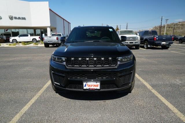 2026 Jeep Grand Cherokee GRAND CHEROKEE LAREDO ALTITUDE 4X2 2026 Jeep Grand Cherokee GRAND CHEROKEE LAREDO ALTITUDE 4X2