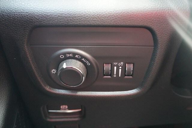 2026 Jeep Grand Cherokee Altitude 4x2