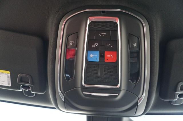 2026 Jeep Grand Cherokee Altitude 4x2