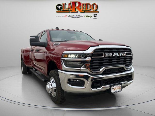 2026 RAM Ram 3500 RAM 3500 TRADESMAN CREW CAB 4X4 8 BOX