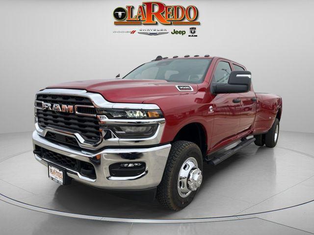 2026 RAM Ram 3500 RAM 3500 TRADESMAN CREW CAB 4X4 8 BOX