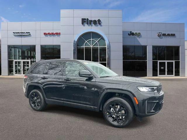 2026 Jeep Grand Cherokee GRAND CHEROKEE LAREDO ALTITUDE 4X4