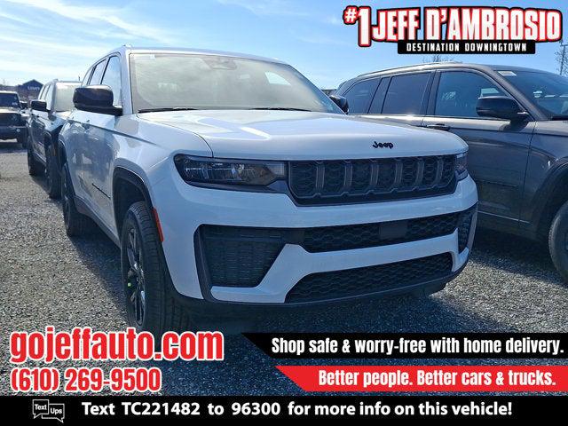 2026 Jeep Grand Cherokee GRAND CHEROKEE LAREDO ALTITUDE 4X4