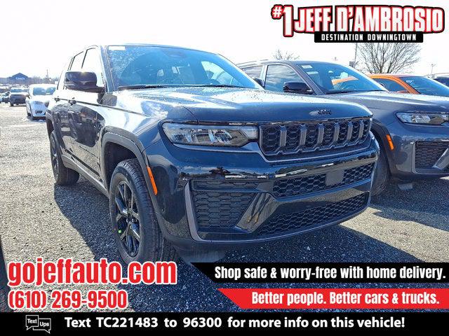 2026 Jeep Grand Cherokee GRAND CHEROKEE LAREDO ALTITUDE 4X4