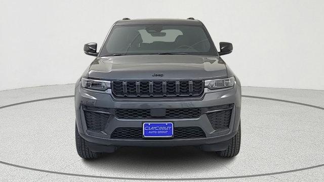 2026 Jeep Grand Cherokee GRAND CHEROKEE LAREDO ALTITUDE 4X2 2026 Jeep Grand Cherokee GRAND CHEROKEE LAREDO ALTITUDE 4X2