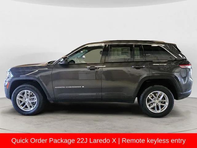 2026 Jeep Grand Cherokee GRAND CHEROKEE LAREDO X 4X4