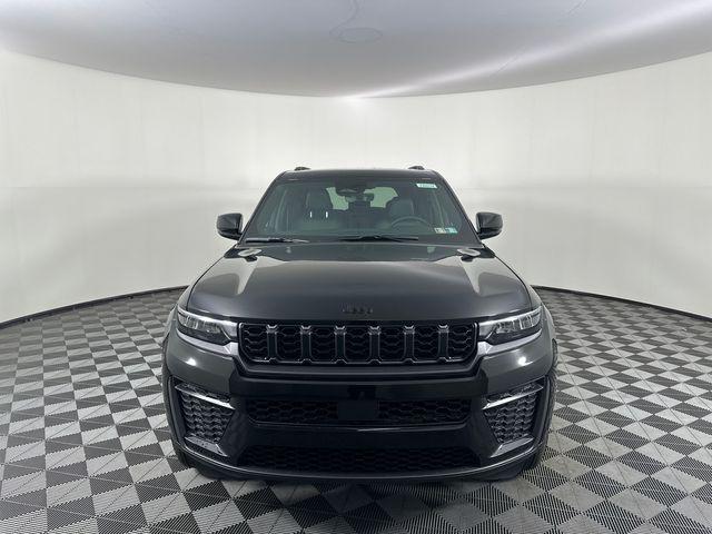 2026 Jeep Grand Cherokee GRAND CHEROKEE LAREDO ALTITUDE 4X4 2026 Jeep Grand Cherokee GRAND CHEROKEE LAREDO ALTITUDE 4X4