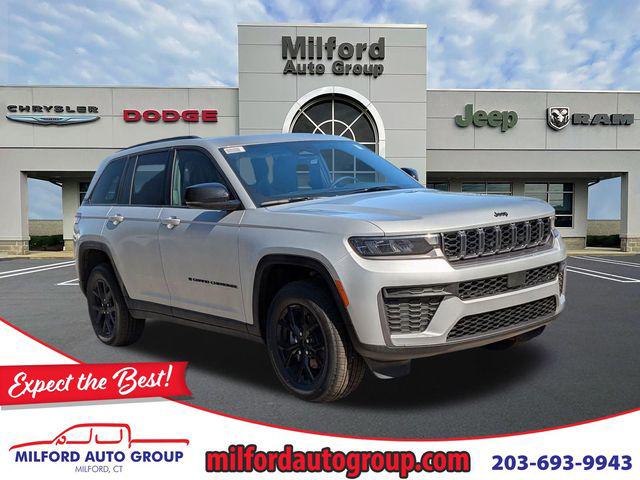 2026 Jeep Grand Cherokee GRAND CHEROKEE LAREDO ALTITUDE 4X4