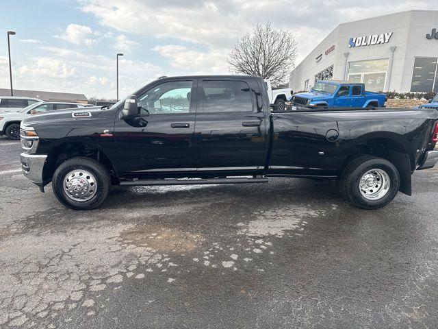 2026 Ram 3500 Tradesman Crew Cab 4x4 8' Box