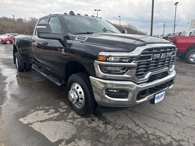 2026 Ram 3500 Tradesman Crew Cab 4x4 8' Box