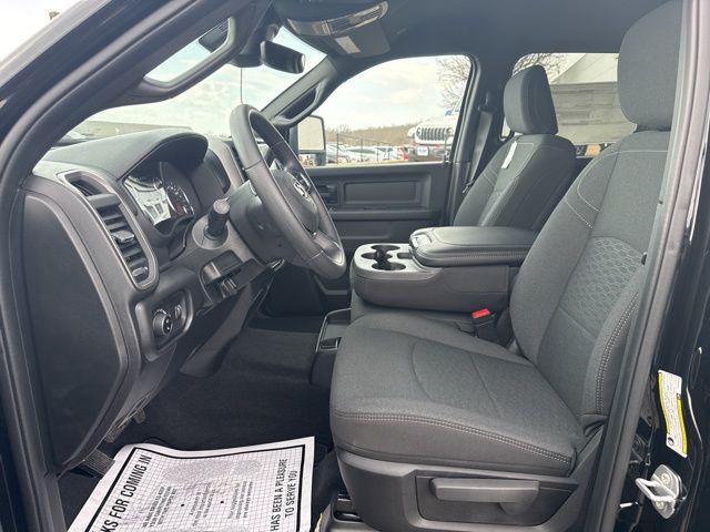2026 Ram 3500 Tradesman Crew Cab 4x4 8' Box