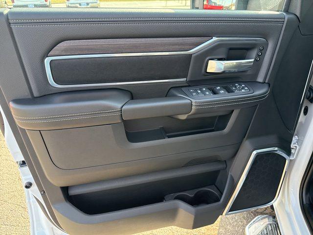 2026 Ram 2500 Laramie Crew Cab 4x4 6'4" Box