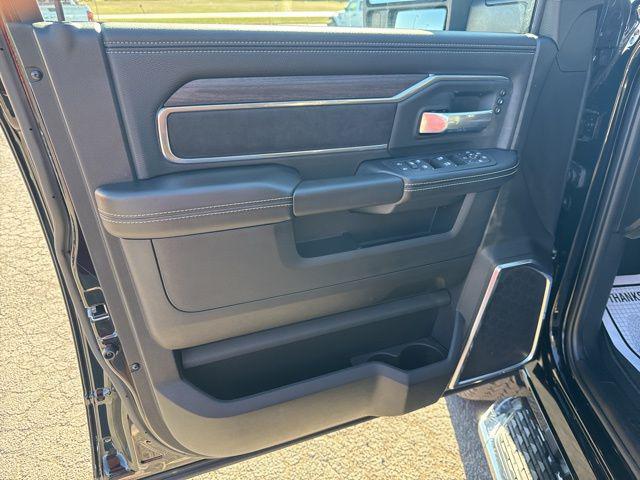 2026 Ram 2500 Laramie Crew Cab 4x4 6'4" Box