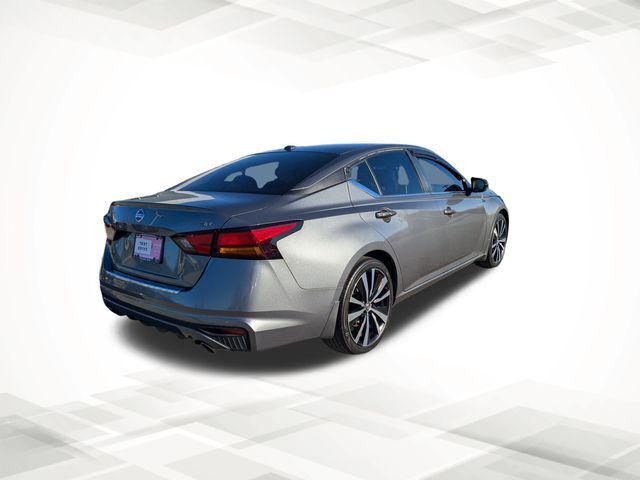 2021 Nissan Altima SR FWD