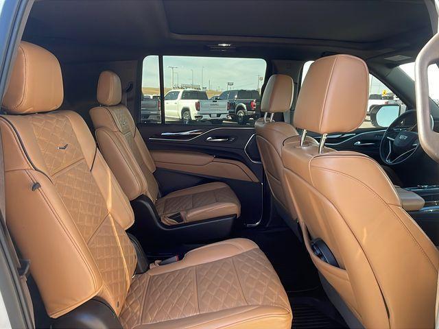 2022 Cadillac Escalade ESV 4WD Premium Luxury
