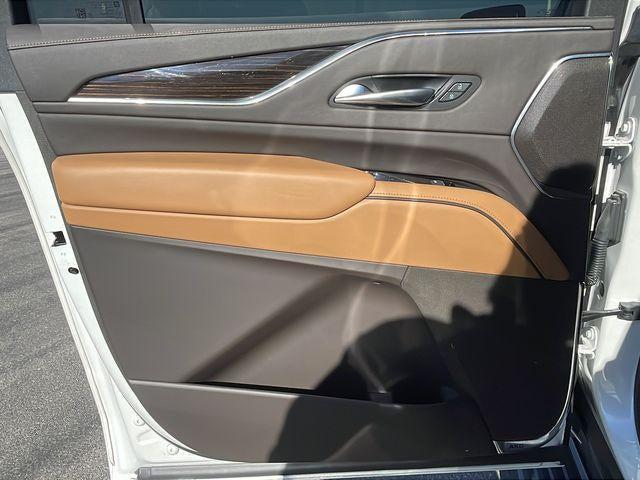 2022 Cadillac Escalade ESV 4WD Premium Luxury