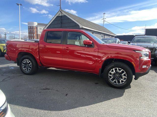 2024 Nissan Frontier Crew Cab SL 4x2