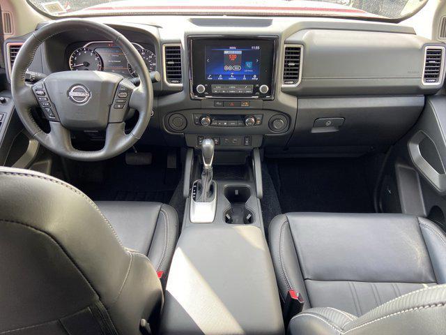 2024 Nissan Frontier Crew Cab SL 4x2