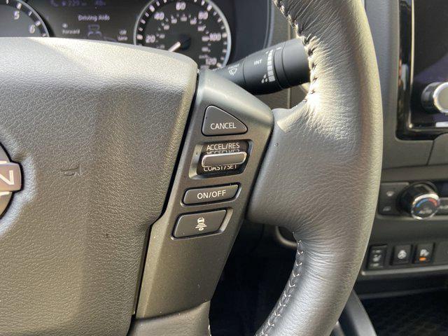 2024 Nissan Frontier Crew Cab SL 4x2