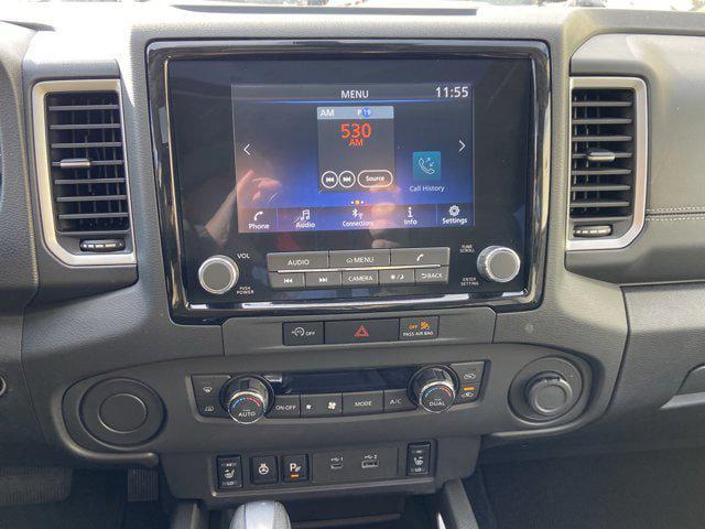 2024 Nissan Frontier Crew Cab SL 4x2