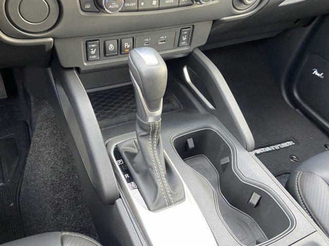 2024 Nissan Frontier Crew Cab SL 4x2
