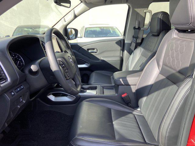 2024 Nissan Frontier Crew Cab SL 4x2
