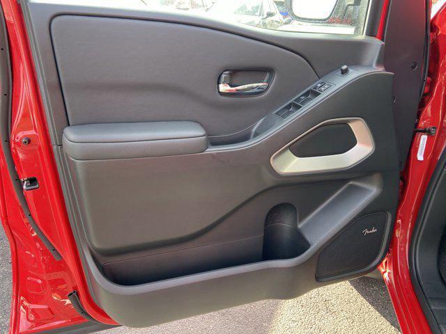 2024 Nissan Frontier Crew Cab SL 4x2