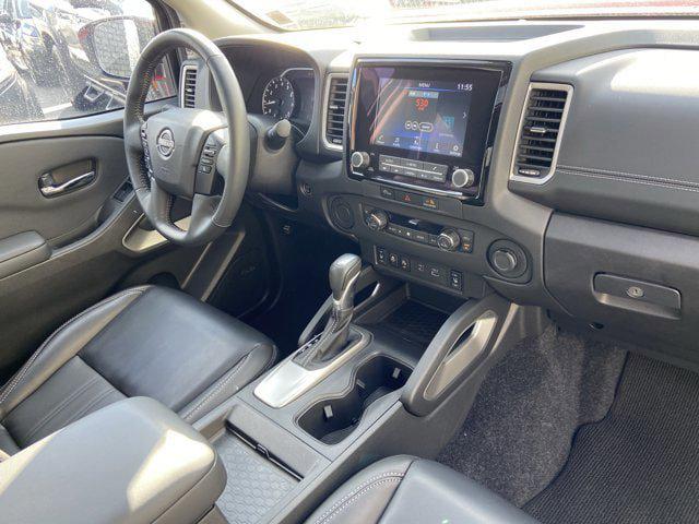 2024 Nissan Frontier Crew Cab SL 4x2