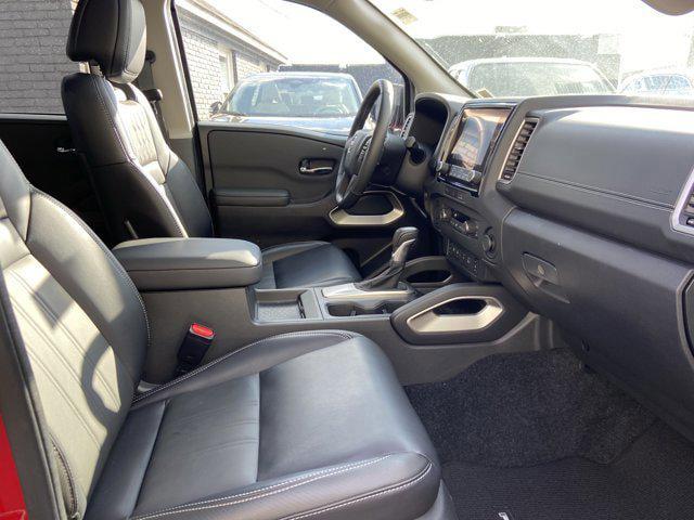 2024 Nissan Frontier Crew Cab SL 4x2