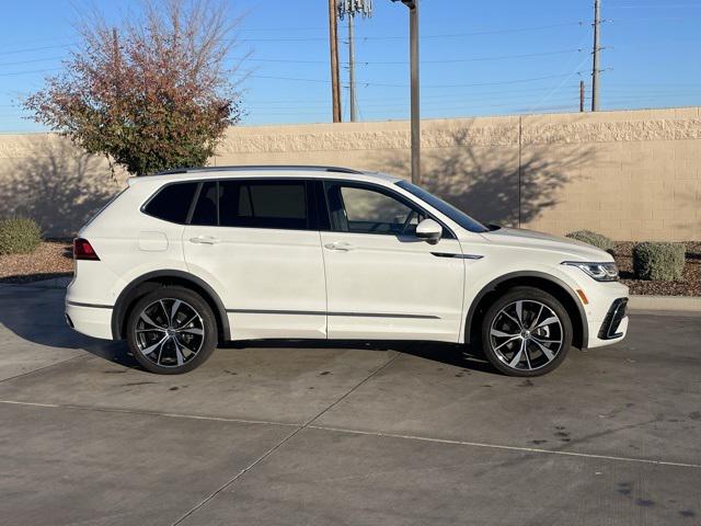 2022 Volkswagen Tiguan 2.0T SEL R-Line 2022 Volkswagen Tiguan 2.0T SEL R-Line